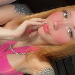 Camera Prive – Querendo descobrir o que é o Camera Prive? Está em busca de um site que está crescendo rapidamente e é perfeito para aqueles que gostam de conversar com mulheres online na webcam.