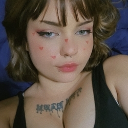 Conheça o Camera Prive – Preparado para conhecer o Camera Prive? O site que vai deixar suas noites ainda mais quentes? Aqui é onde o entretenimento adulto ganha vida, com modelos deslumbrantes prontas para te levar ao delírio na frente da webcam.