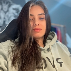 OmegleApp – Se você já foi fã do clássico Omegle e adora a ideia de conversas aleatórias com estranhos de todo o mundo, o OmegleApp pode ser o substituto que você estava procurando.